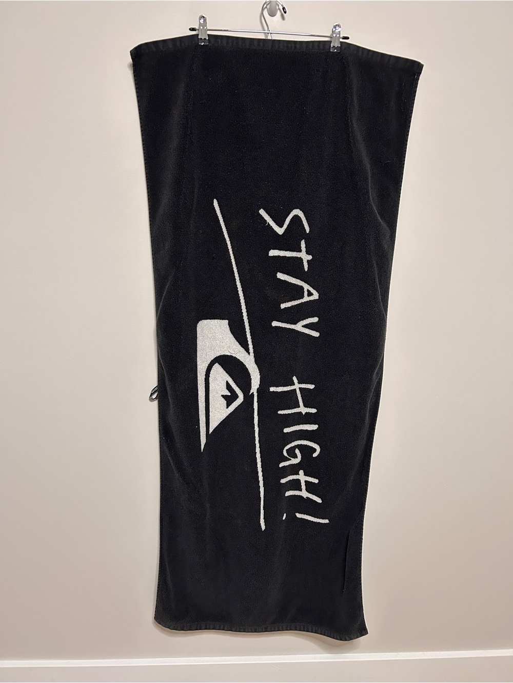 Quiksilver Y2K Black White Beach Towel Stay High Graphic 140cm x 60cm *FLAW